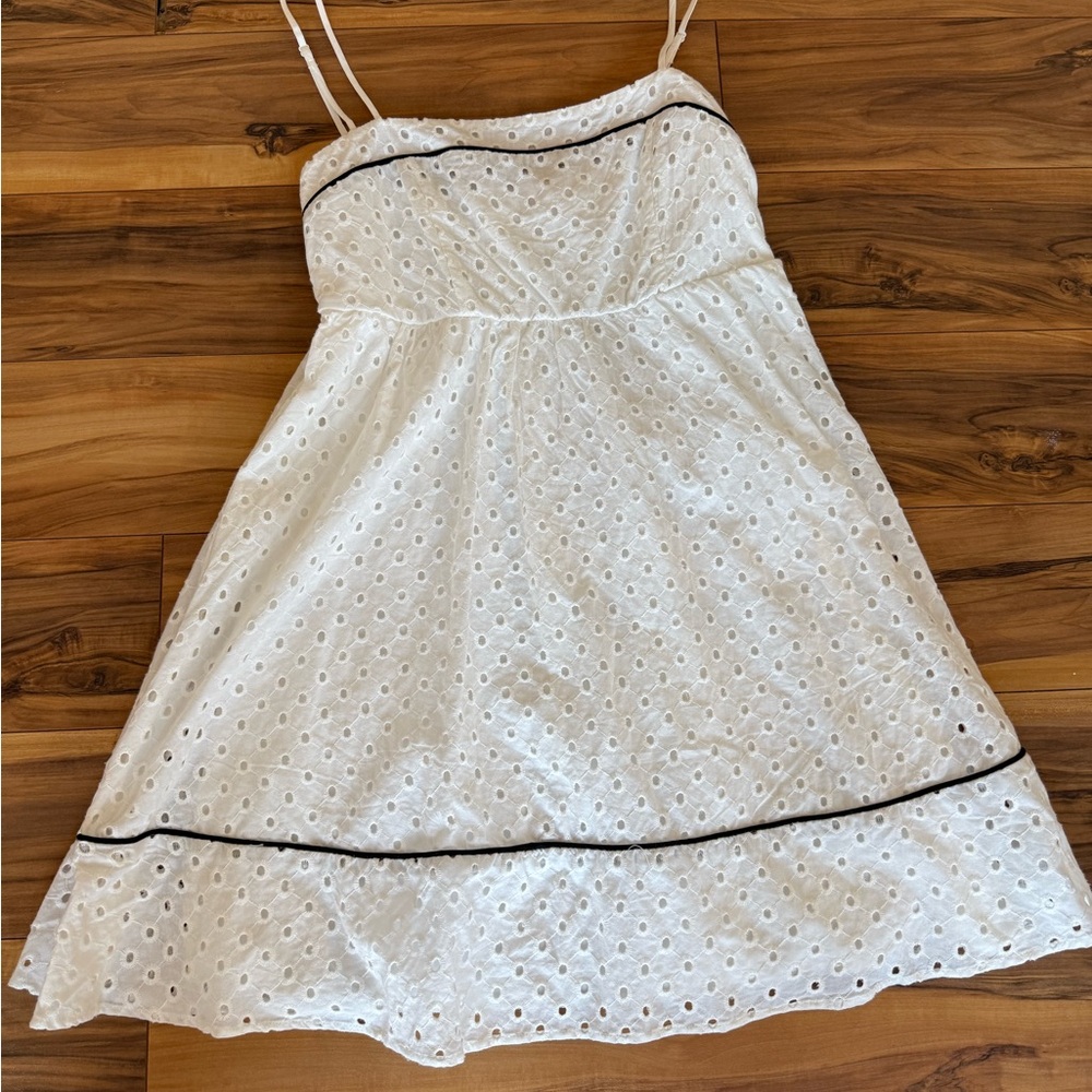 White Eyelet Dress Francesca’s Size Medium Springs Easter